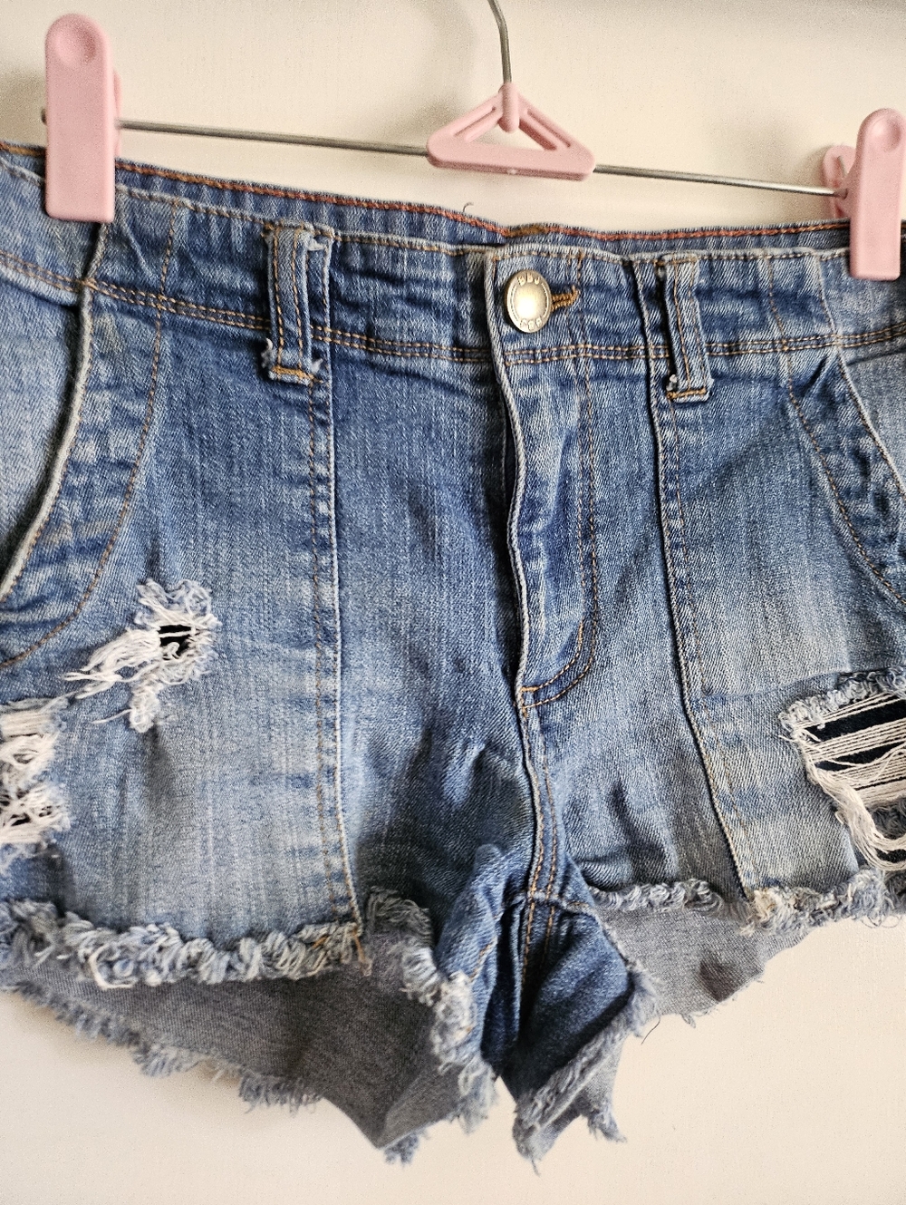 Y2K Boom Boom Jeans Vintage Denim Low Waist Shorts Cotton Womens 11, 29 in waist - Picture 2 of 9